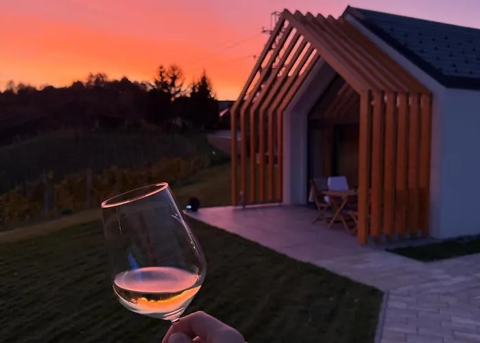 Wine Mak Holiday home *